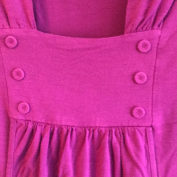 Adorable shirt with buttons and pockets! - Picture 2 of 3